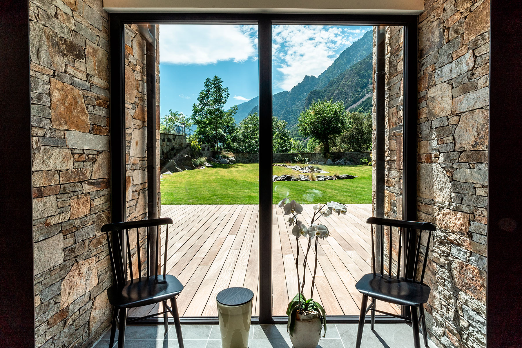 Opciones de alquiler vacacional en verano e invierno en Andorra